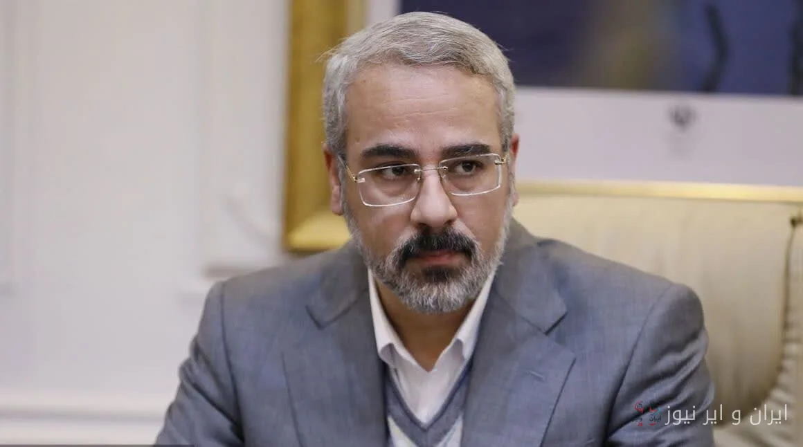 هفته قبل، یک امضا؛ محمدجواد باوند مجوز فروش نفت را به نام روح‌الله رضوی نوشت و درِ بازار را به روی بقیه بست